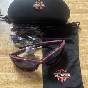 Harley-Davidson Rose Sunglasses with Case